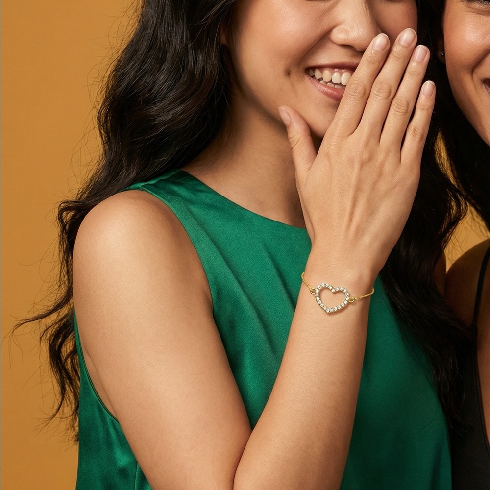 Elegant Gold Heart Bracelet